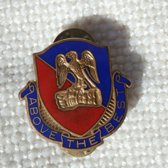 Vintage Other - Vintage US Army Aviation School Pin